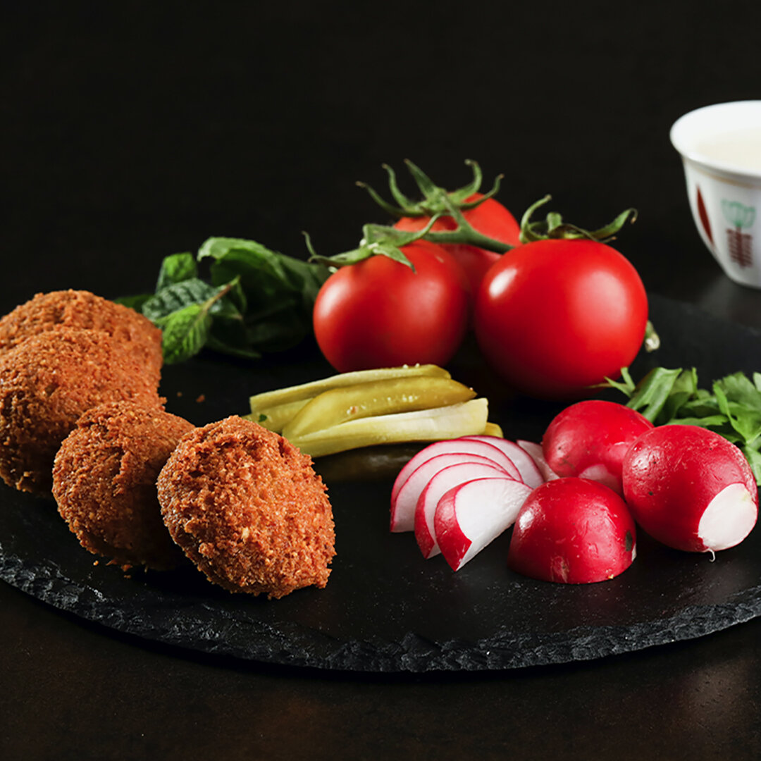 Falafel platter.jpg